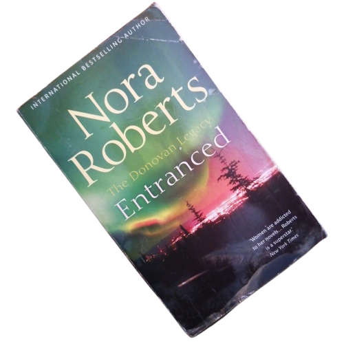 Romance Fiction The Donovan Legacy Entranced By Nora Roberts 1992